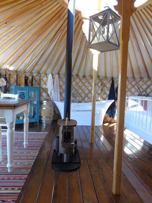 Glamping Abruzzo - The Yurt Hotel Catignano Buitenkant foto